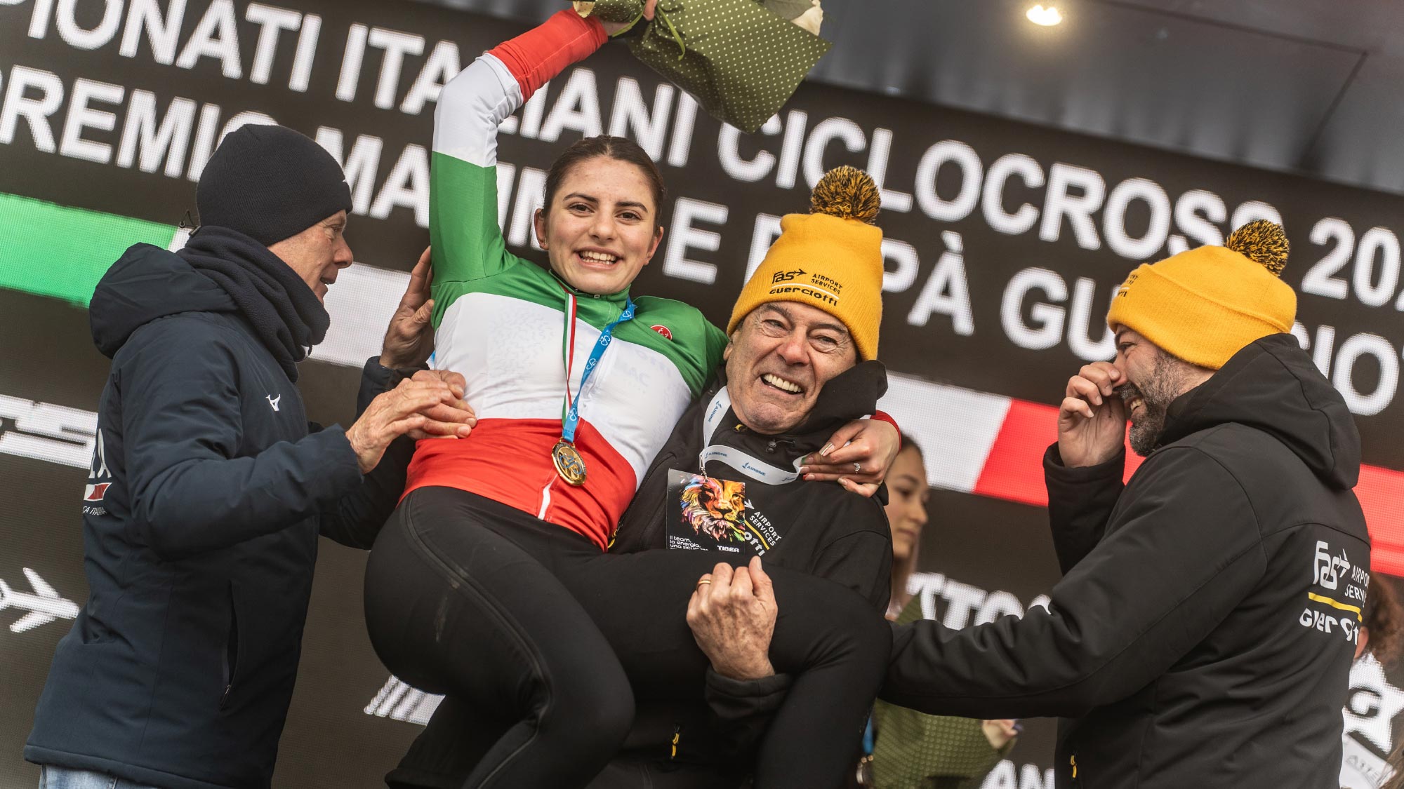 paolo-guerciotti-campione-italiano-cross-negozio-petrella-biciclette-bici-ciclismo-milano-ciclocross-storia-vintage-origini-giovane-60-anniversario