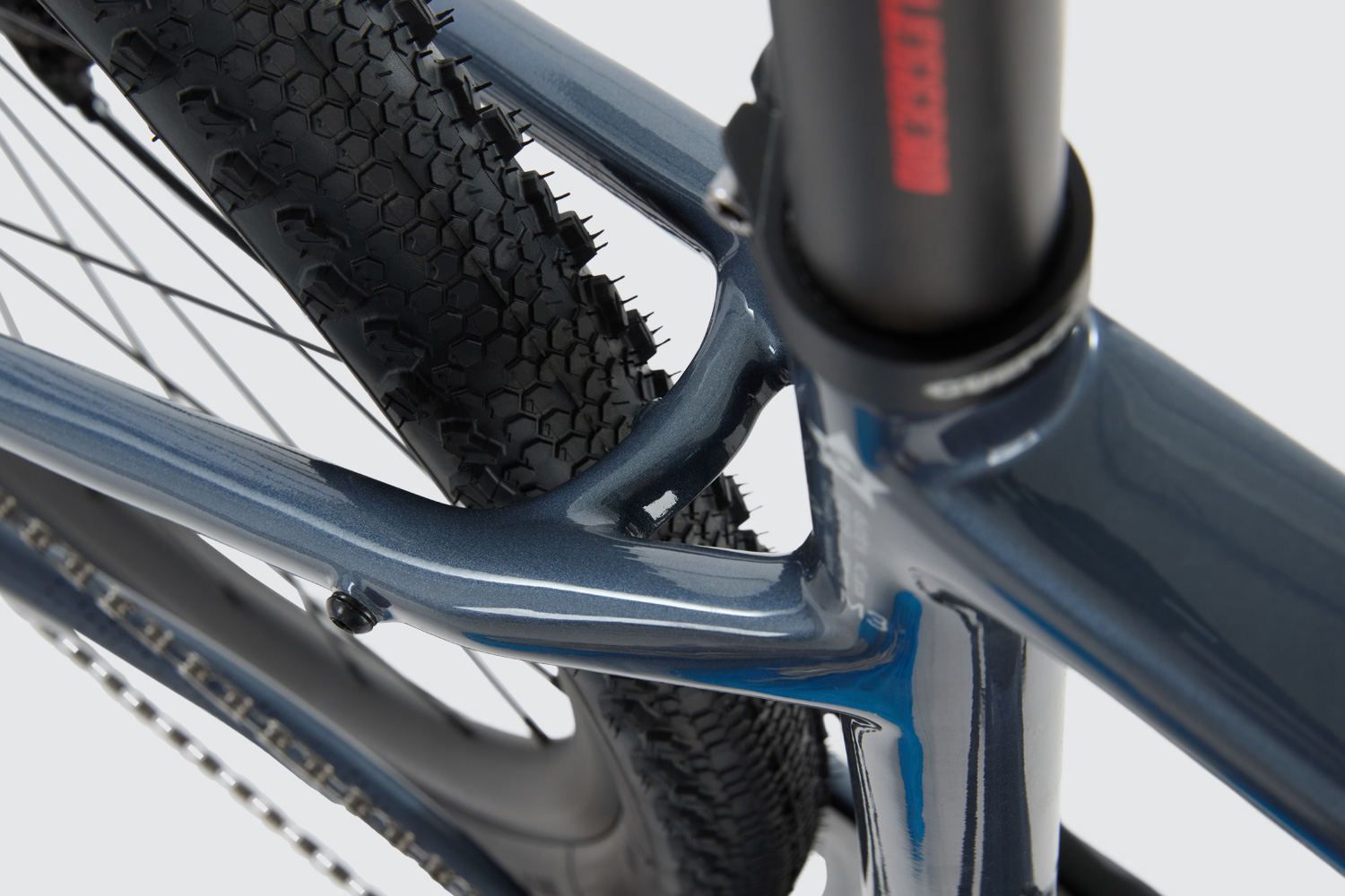 Eclipse_S_guerciotti-bici-da-corsa_Completa integrazione dei cavi